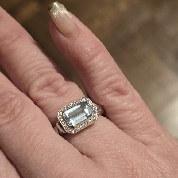 David Yurman Novella Ring - Blue Topaz & Diamond - Picture 12 of 12